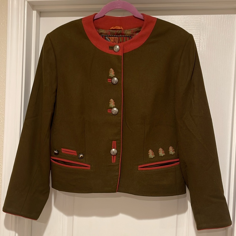 SYLVIA Jacket 
Good Condition size 38